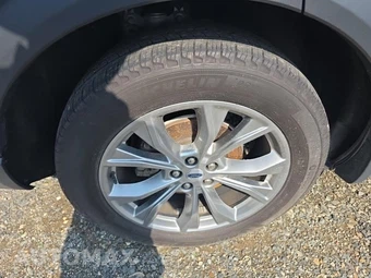 2023 Ford Explorer XLT - miniatura 10