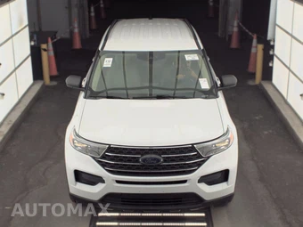 2023 Ford Explorer XLT - miniatura 2