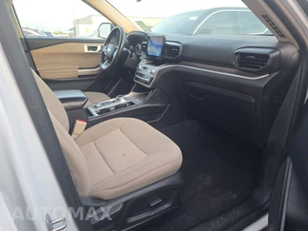2023 Ford Explorer XLT - miniatura 8
