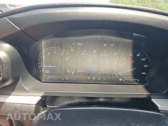 2023 Ford Explorer XLT - miniatura 12