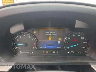 2023 Ford Explorer XLT - miniatura 9
