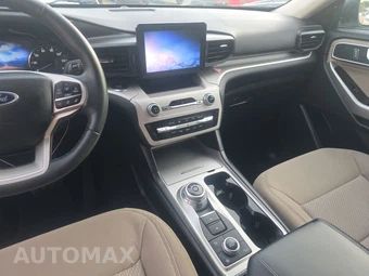 2023 Ford Explorer XLT - miniatura 11