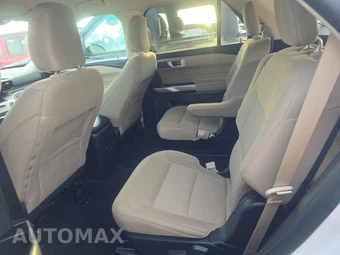 2023 Ford Explorer XLT - miniatura 13