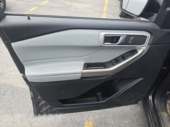 2023 Ford Explorer XLT - miniatura 54