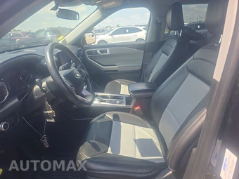 2023 Ford Explorer XLT - miniatura 5
