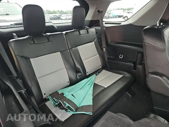 2023 Ford Explorer XLT - miniatura 32