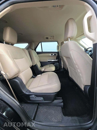 2023 Ford Explorer XLT - miniatura 14
