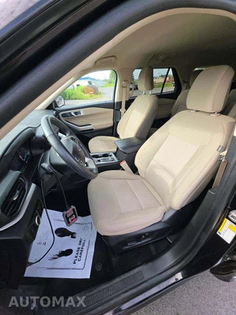2023 Ford Explorer XLT - miniatura 3