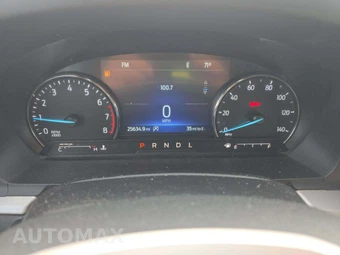 2023 Ford Explorer XLT - miniatura 6