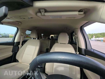 2023 Ford Explorer XLT - miniatura 8