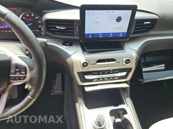 2023 Ford Explorer XLT – miniatura 11