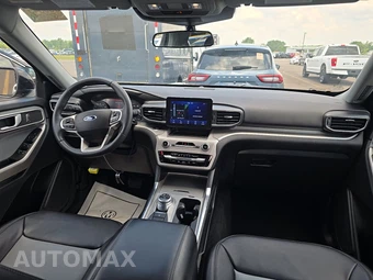 2023 Ford Explorer XLT - miniatura 11