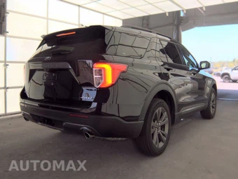 2023 Ford Explorer XLT - miniatura 4
