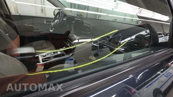 2023 Ford Explorer XLT - miniatura 17