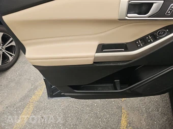 2023 Ford Explorer XLT - miniatura 28