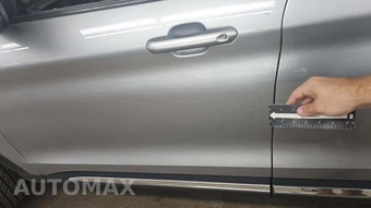 2023 Ford Explorer XLT - miniatura 25