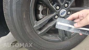 2023 Ford Explorer XLT - miniatura 40