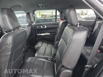 2023 Ford Explorer XLT - miniatura 9