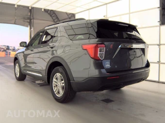 2023 Ford Explorer XLT - miniatura 6