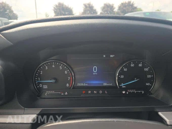 2023 Ford Explorer XLT - miniatura 6