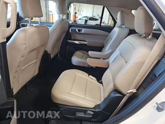 2023 Ford Explorer XLT - miniatura 9