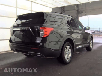 2023 Ford Explorer XLT - miniatura 4