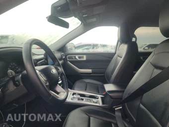 2023 Ford Explorer XLT - miniatura 5