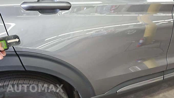 2023 Ford Explorer XLT - miniatura 14