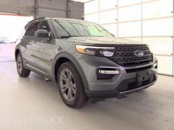 2023 Ford Explorer XLT - miniatura 3