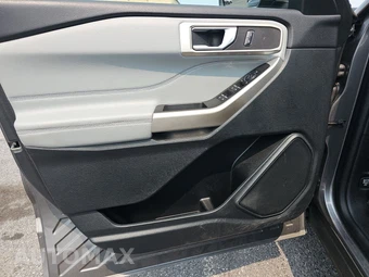 2023 Ford Explorer XLT - miniatura 32