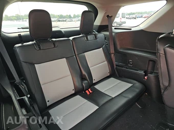 2023 Ford Explorer XLT - miniatura 34