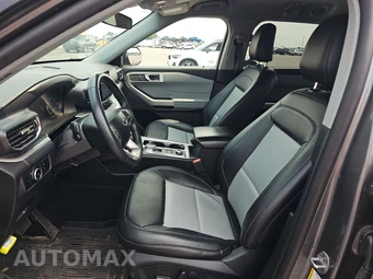 2023 Ford Explorer XLT - miniatura 5