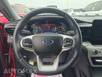 2023 Ford Explorer XLT - miniatura 10