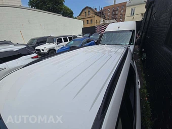 2023 Ford Explorer XLT - miniatura 12