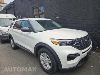 2023 Ford Explorer XLT - miniatura 4