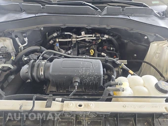 2023 Ford Explorer XLT - miniatura 16