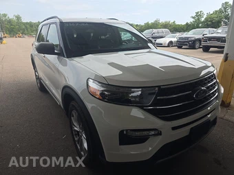 2023 Ford Explorer XLT - miniatura 3