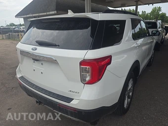 2023 Ford Explorer XLT - miniatura 4