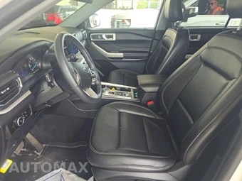 2023 Ford Explorer XLT - miniatura 7