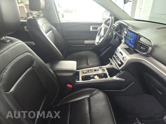 2023 Ford Explorer XLT - miniatura 8