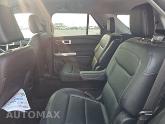 2023 Ford Explorer XLT - miniatura 13