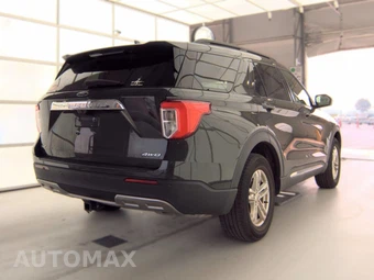 2023 Ford Explorer XLT - miniatura 4