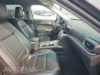 2023 Ford Explorer XLT - miniatura 8