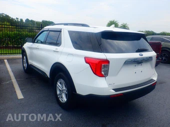 2023 Ford Explorer XLT - miniatura 12