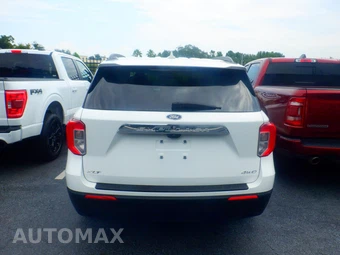 2023 Ford Explorer XLT - miniatura 13