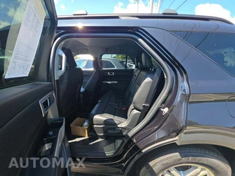 2023 Ford Explorer XLT - miniatura 13