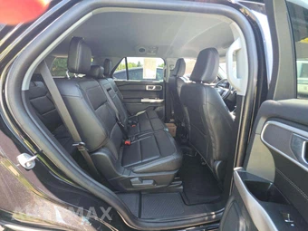 2023 Ford Explorer XLT - miniatura 17