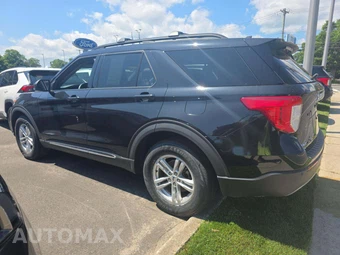 2023 Ford Explorer XLT - miniatura 2