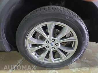 2023 Ford Explorer XLT - miniatura 11