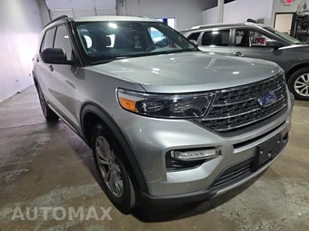2023 Ford Explorer XLT - miniatura 3